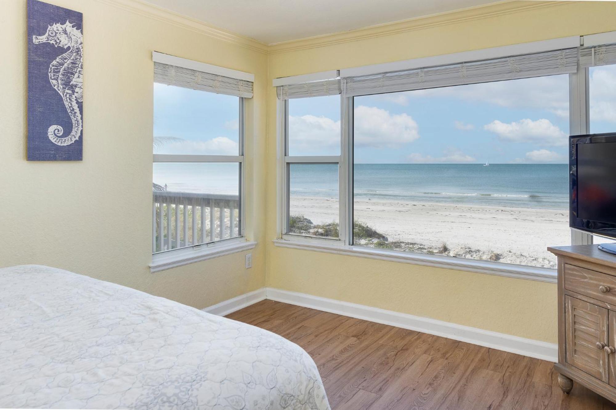 Sand Glo Villas Indian Rocks Beach Exterior photo