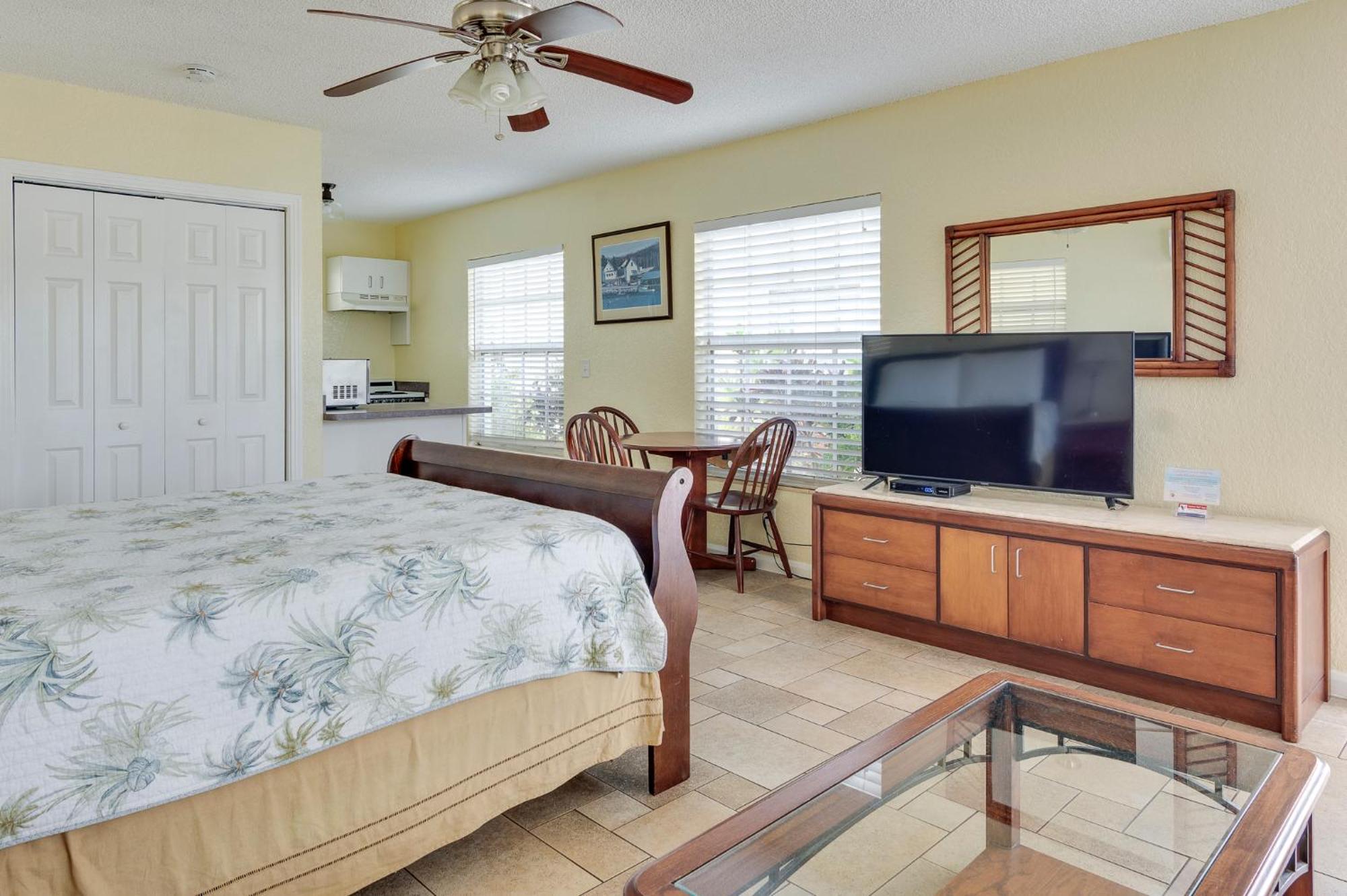 Sand Glo Villas Indian Rocks Beach Exterior photo