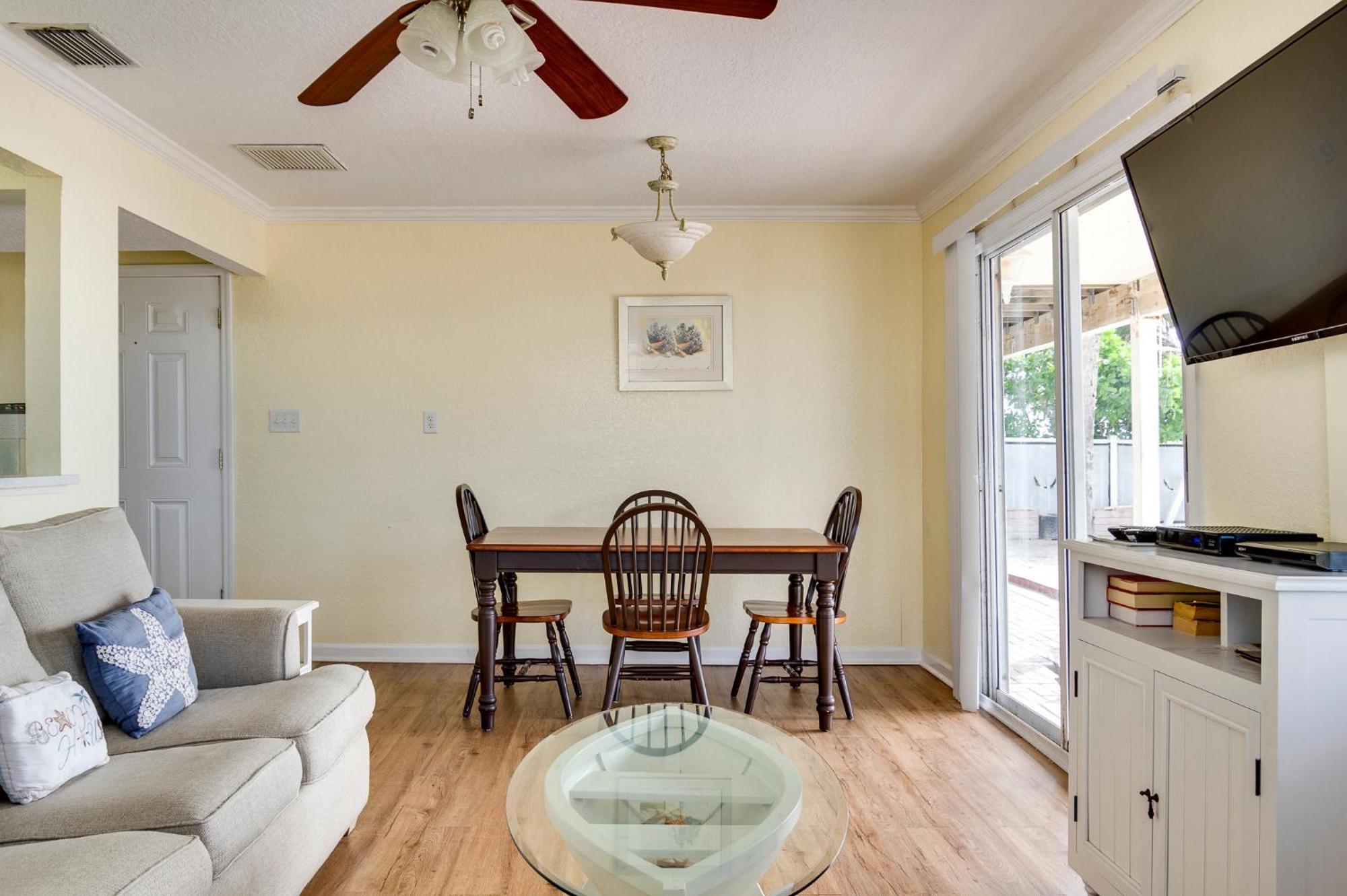 Sand Glo Villas Indian Rocks Beach Exterior photo