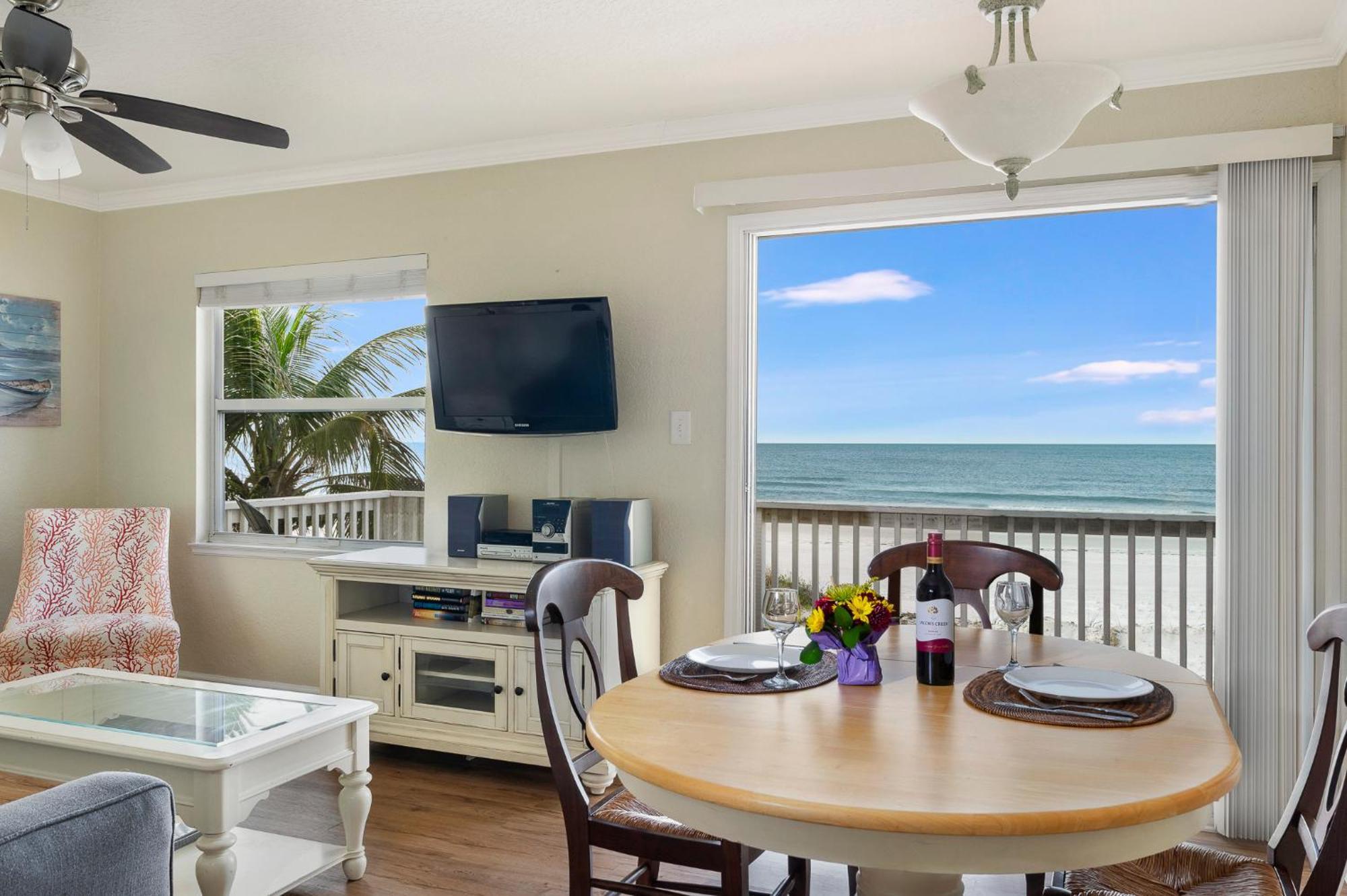 Sand Glo Villas Indian Rocks Beach Exterior photo