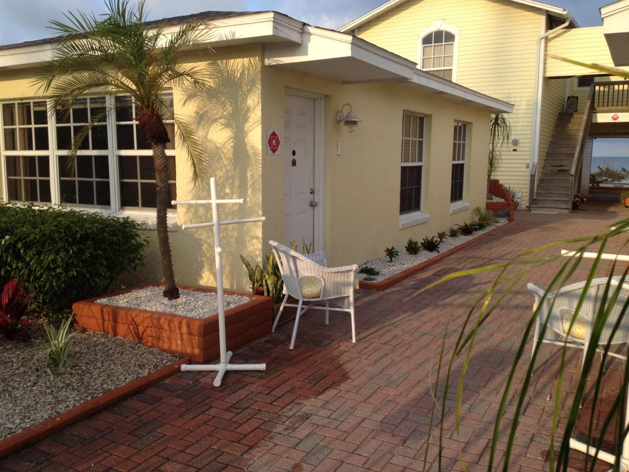 Sand Glo Villas Indian Rocks Beach Exterior photo