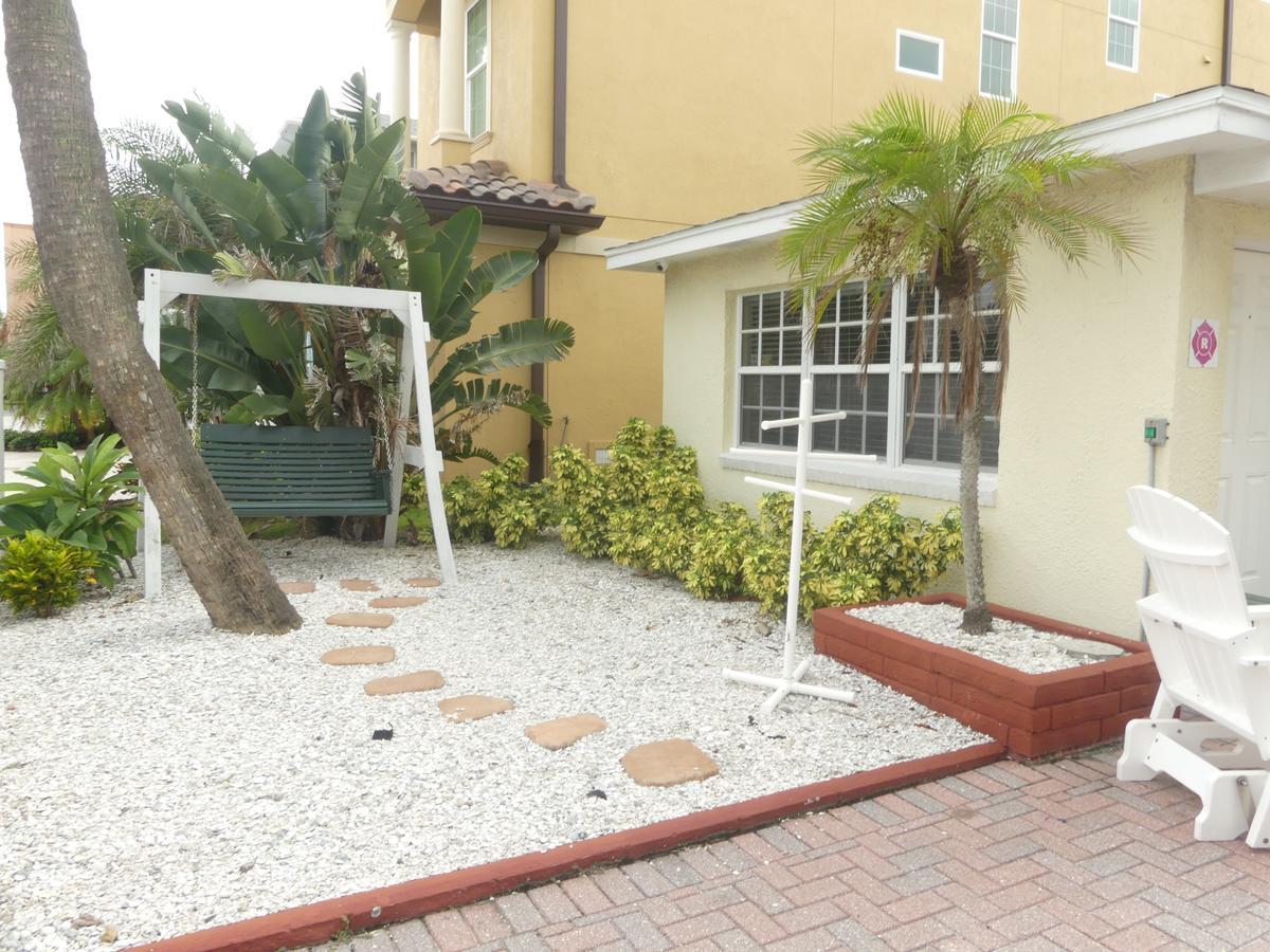 Sand Glo Villas Indian Rocks Beach Exterior photo