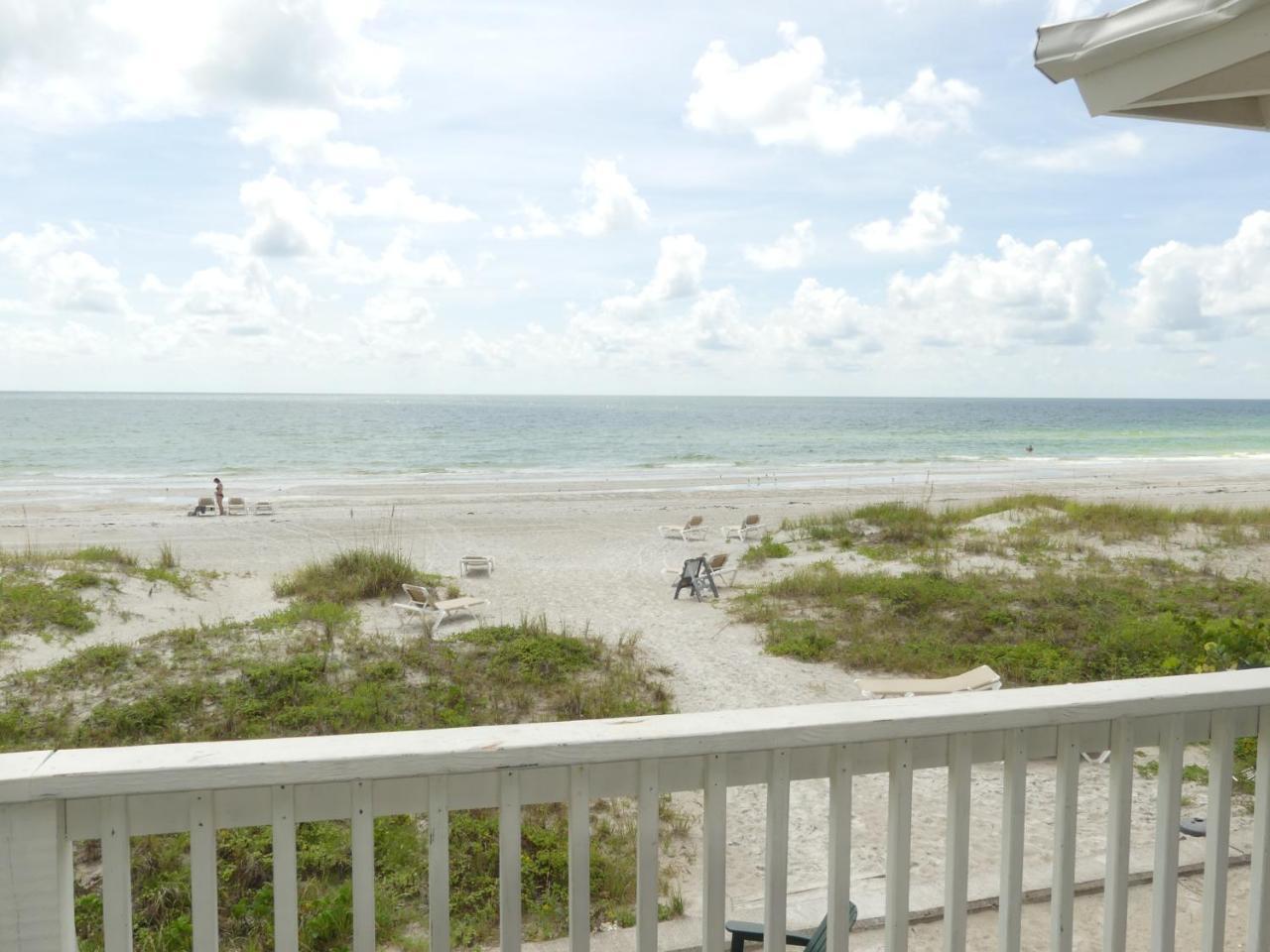 Sand Glo Villas Indian Rocks Beach Exterior photo